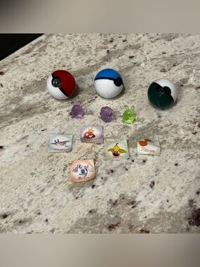 pokemon gold plated trading card value Pokemon 23 Karat Gold Plated Special Edition Trading Card and PokeBall w COA